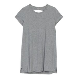 NWOT Lululemon Day Tripper Dress in Heathered Medium Gray